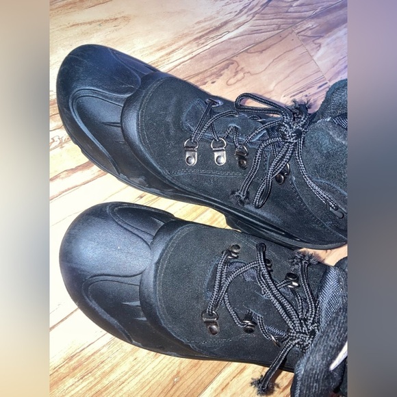 Blizzard Winter boots size 11 black leather and man made upper waterproof - Picture 8 of 9